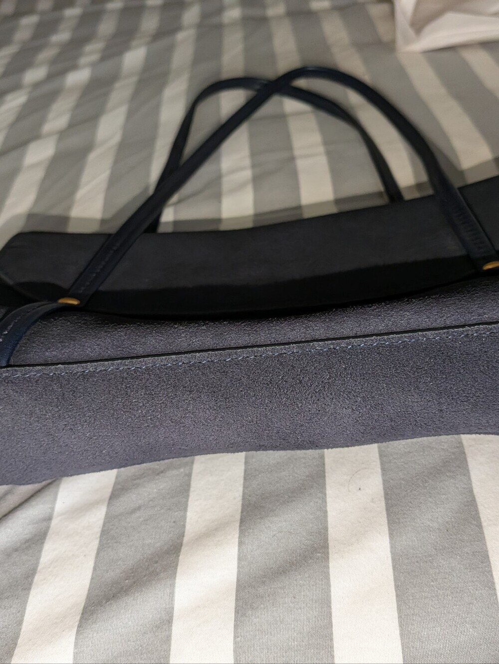 Madewell - The Lexington Shoulder Bag - Juniper Berry View 3